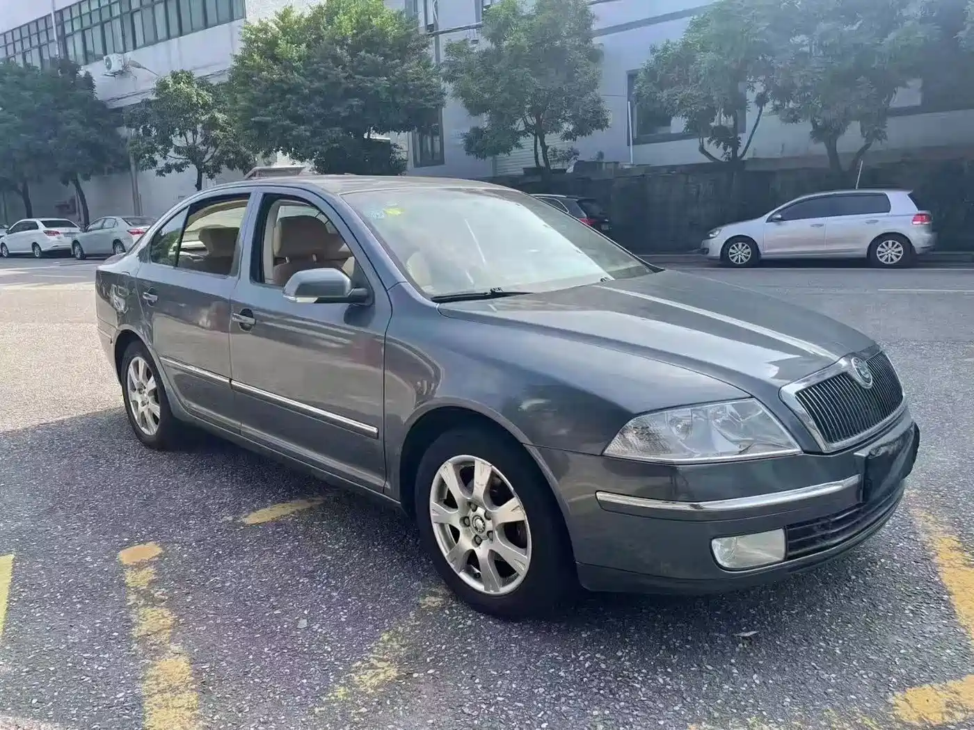 Škoda Octavia 2009 2009 Model 1.6L Automatic YiZun Edition