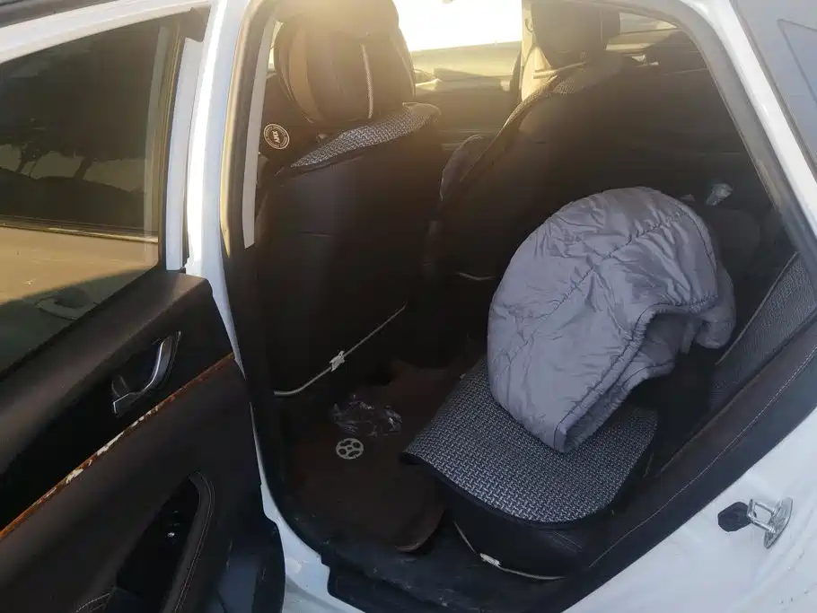 Changan Eado DT 2019 2018 1.6L Manual Premium
