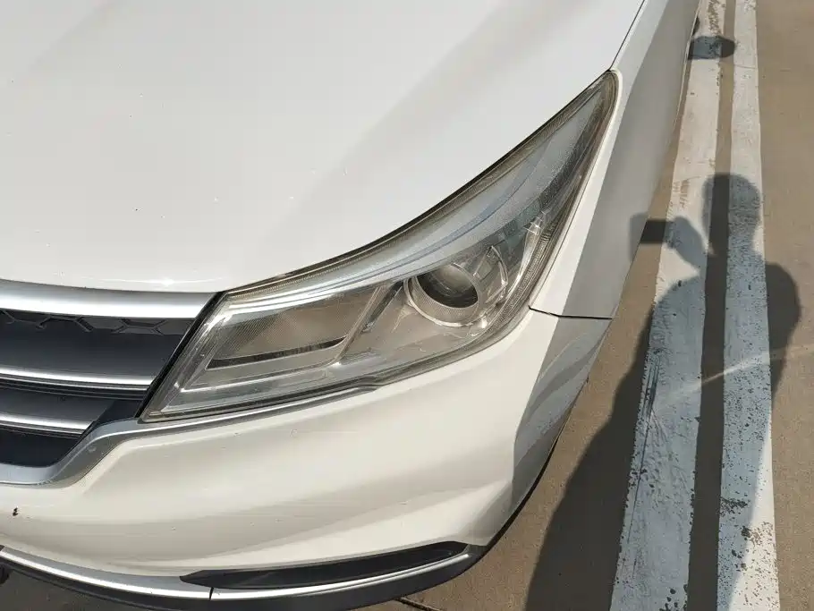 Baojun 730 2019 2019 1.5T CVT Fashion Edition 7-Seater China VI