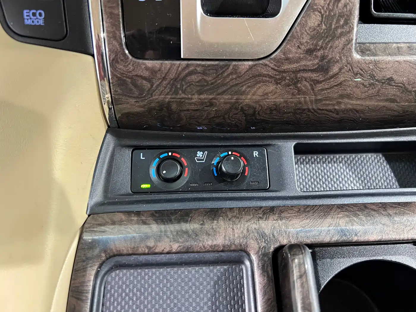 Toyota Alphard 2023 Dual Hybrid 2.5L Ultimate Gold Edition фото 27