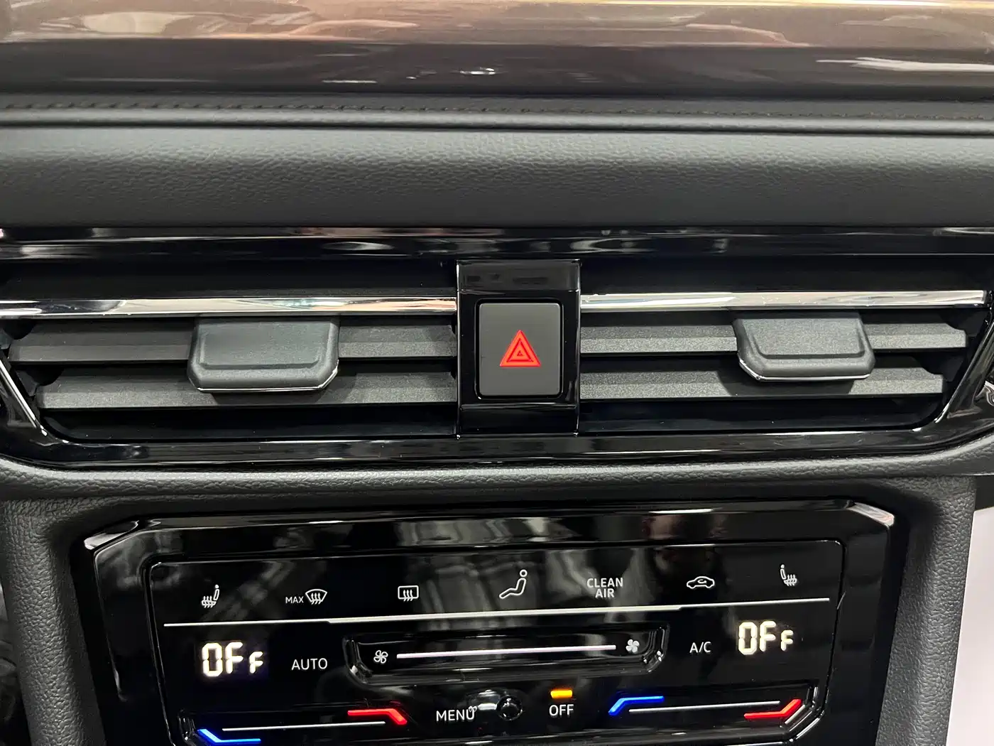 Volkswagen Tharu 2022 280TSI FWD Luxury Edition фото 12