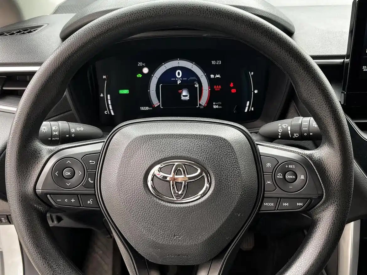 Toyota Corolla Cross 2024 2.0L Smart Hybrid Dual Engine Pioneer Edition фото 20