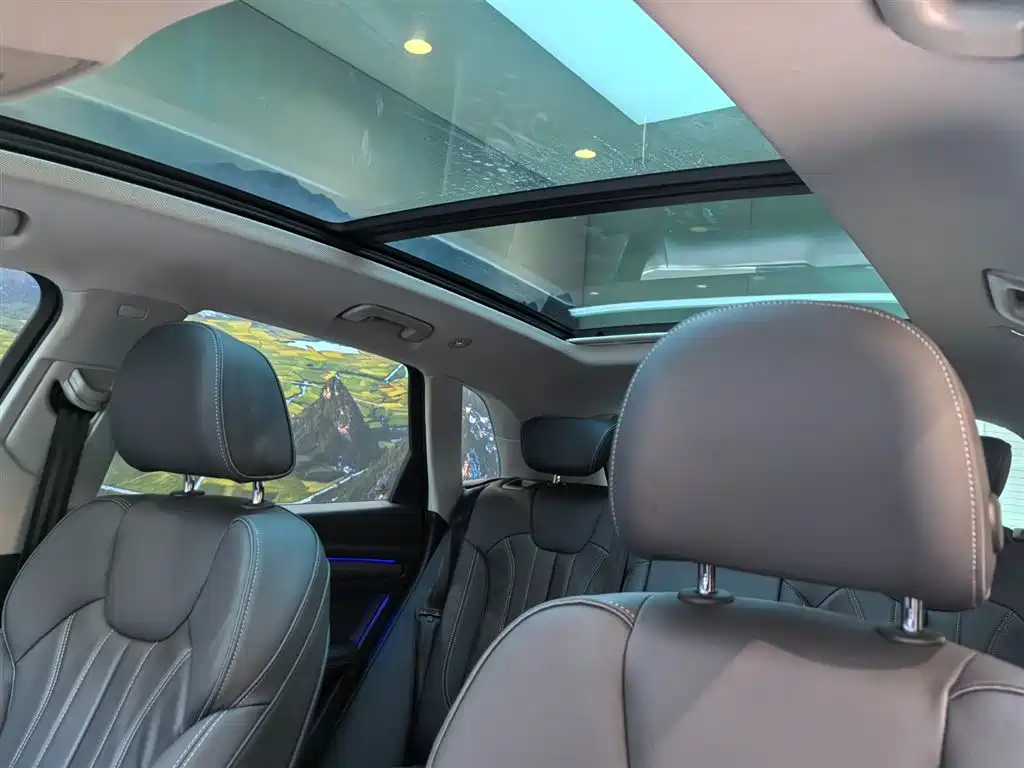 Audi Q5L 2022 40T Luxury Dynamic фото 10