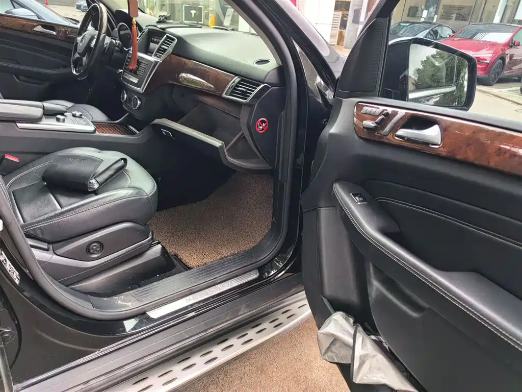 Mercedes-Benz M-Class 2014 ML 400 4MATIC Luxury фото 21
