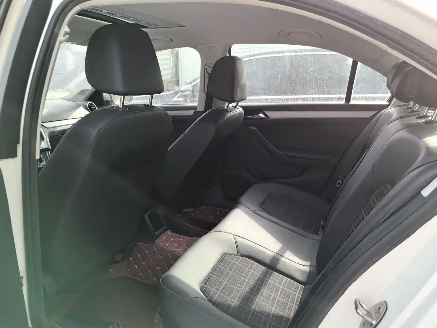 Volkswagen Jetta 2017 1.5L Manual Comfort фото 9