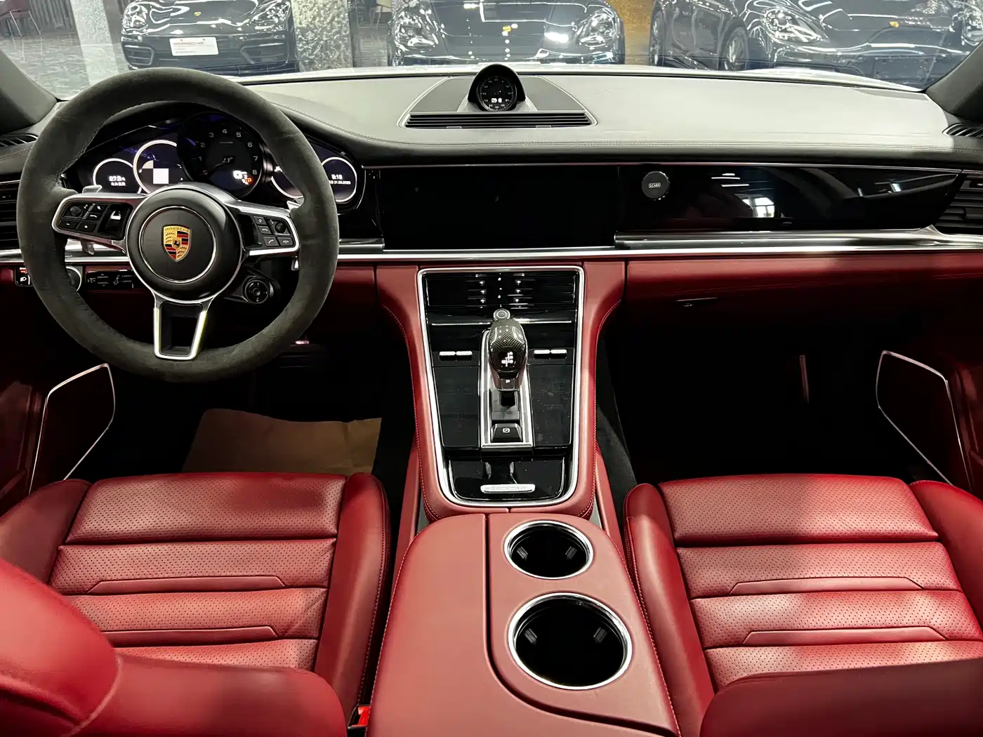 Porsche Panamera 2019 Panamera 4 Executive Long Wheelbase 2.9T фото 8
