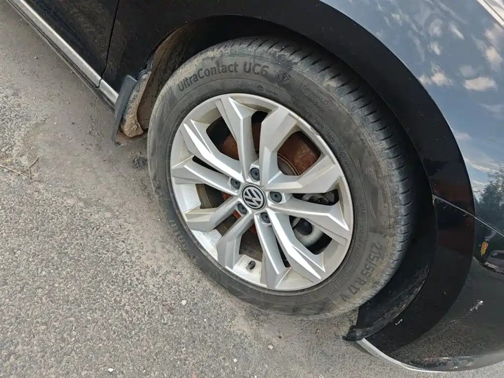 Volkswagen Magotan 2018 330TSI DSG Luxury фото 8
