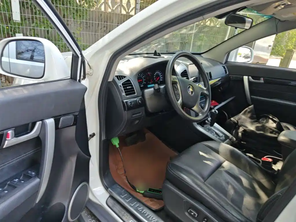 Chevrolet Captiva 2014 2014 2.4L 2WD Urban 7-seater