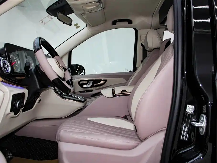 Mercedes-Benz Vito 2024 2.0T Business 8-Seater фото 28