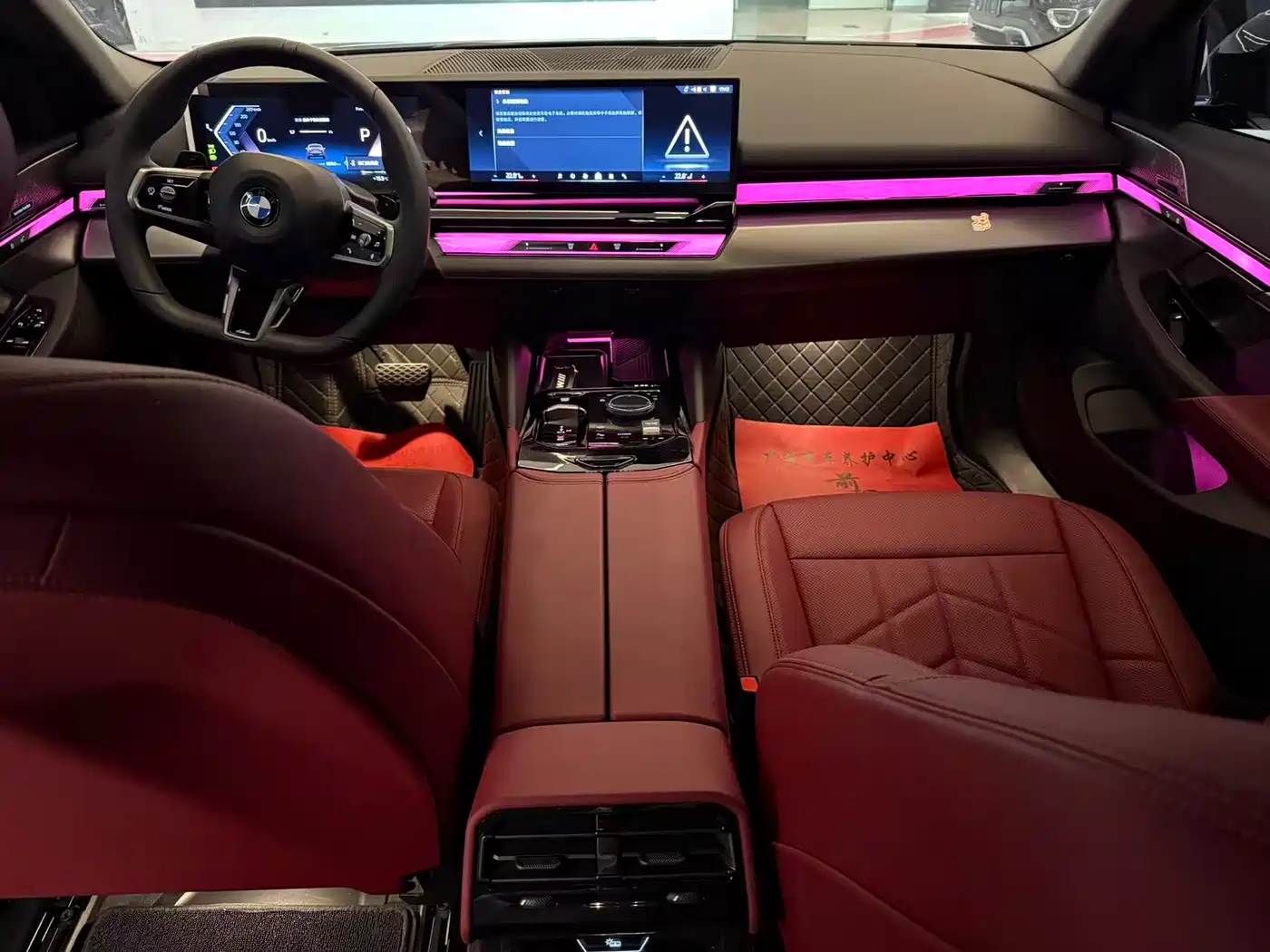 BMW 5 Series 2024 530Li Leading M Sport Package фото 8