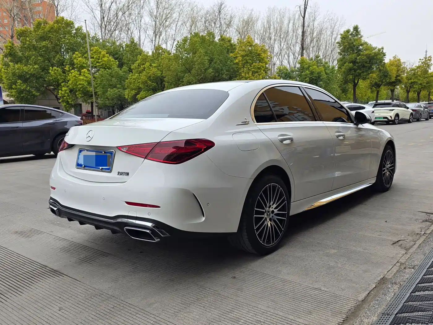 MERCEDES-BENZ C CLASS