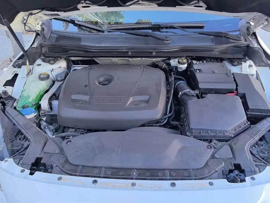 Volvo V40 2017 2016 T3 Elegance Edition