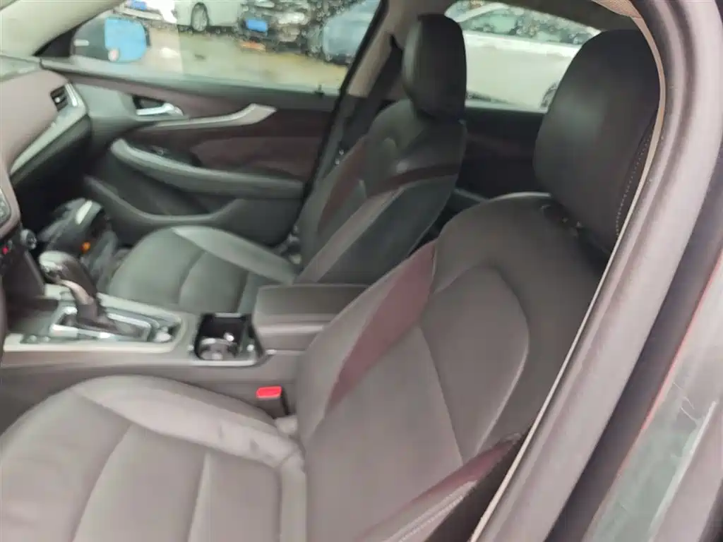 Chevrolet Malibu 2016 2.0L Automatic Luxury фото 15
