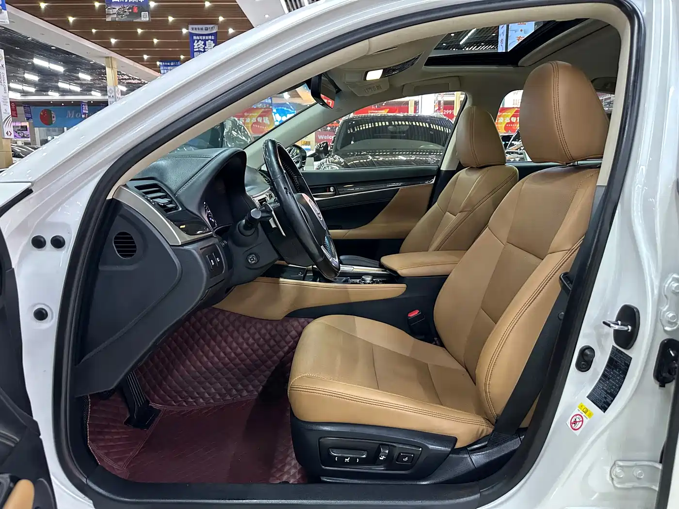 Lexus GS 2016 200t Leading Edition фото 4