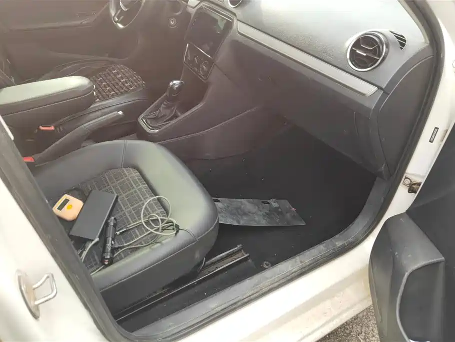 Volkswagen Jetta 2017 1.5L Automatic Comfort фото 8