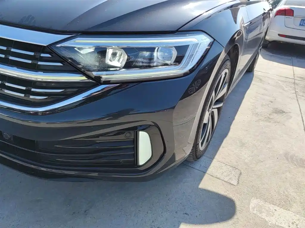 Volkswagen Sagitar 2023 300TSI DSG Excellence Edition фото 24