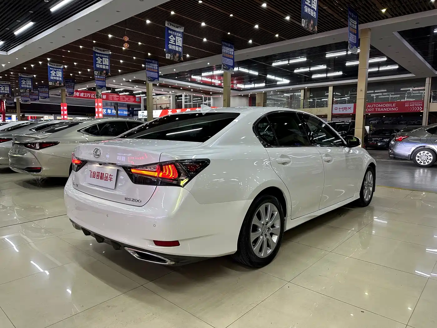 Lexus GS 2016 200t Leading Edition фото 7