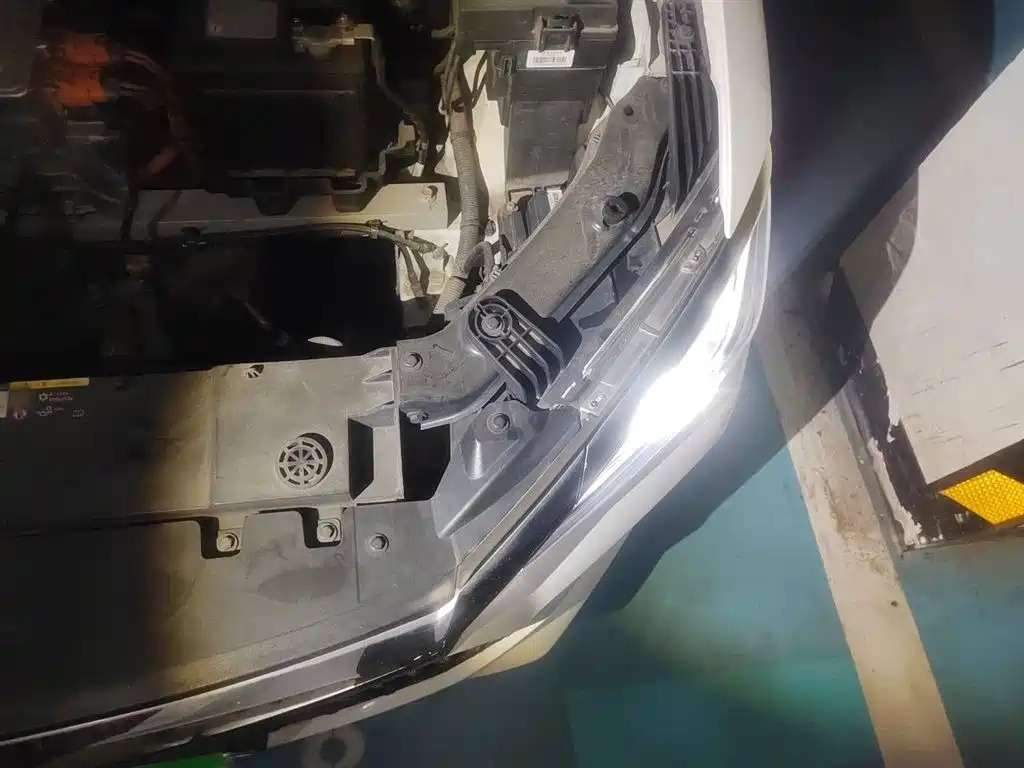 BYD e2 2021 Luxury Edition фото 23