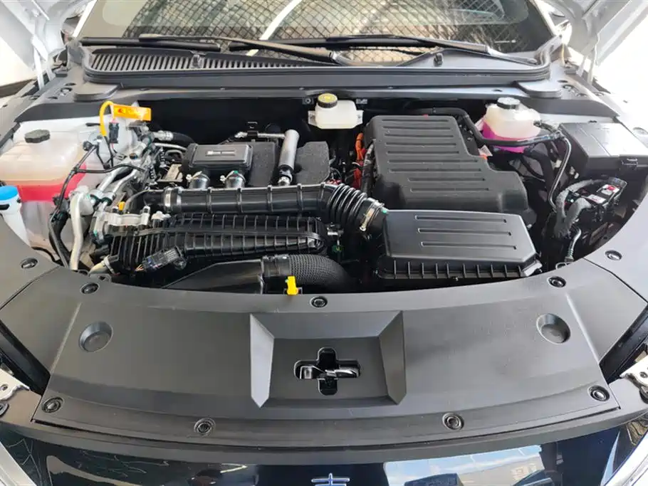 BYD Qin L 2025 DM-i Smart Drive Edition 80KM Leading фото 10
