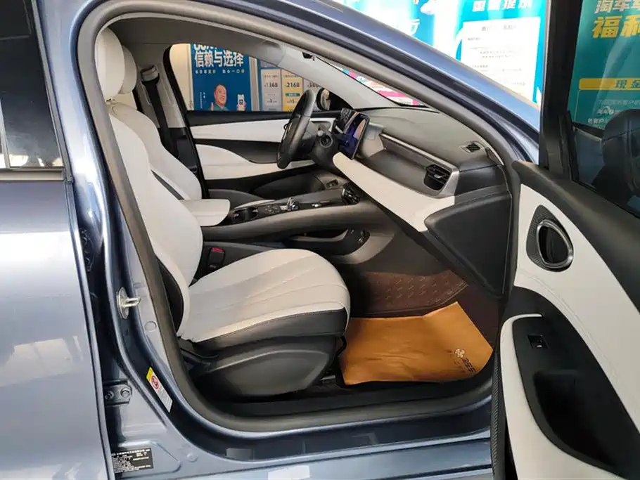 BYD Hai Bao 05 DM-i 2025 DM-i Smart Drive Edition 55KM Luxury фото 8