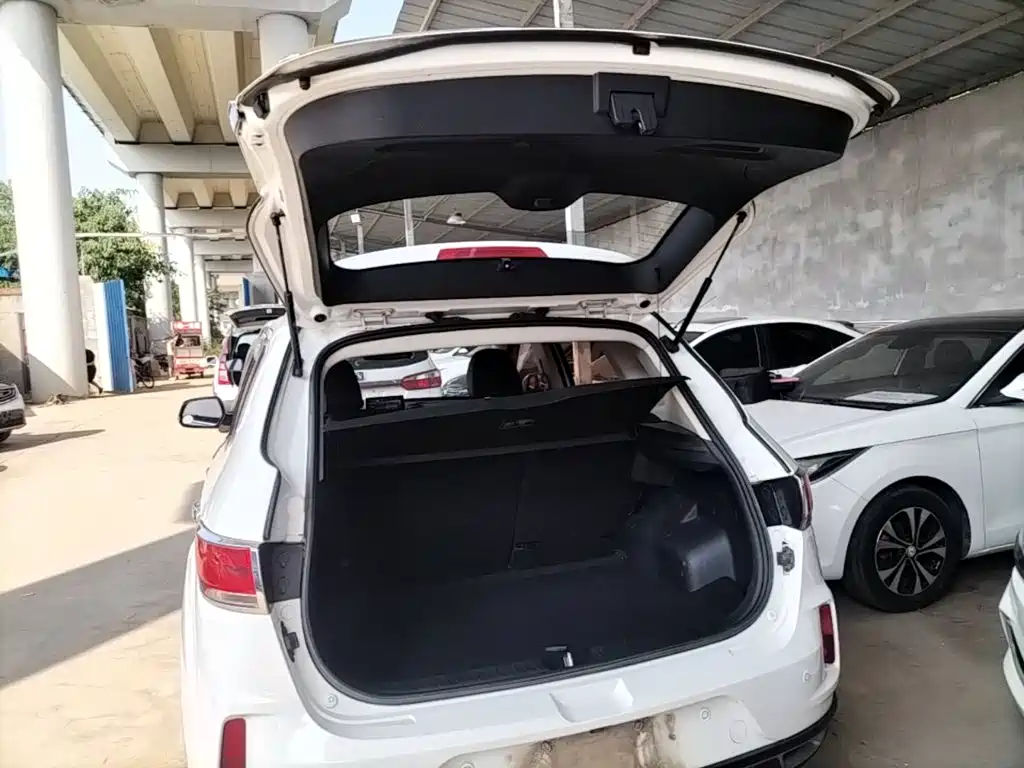 Besturn X40 2017 2017 1.6L Manual Luxury