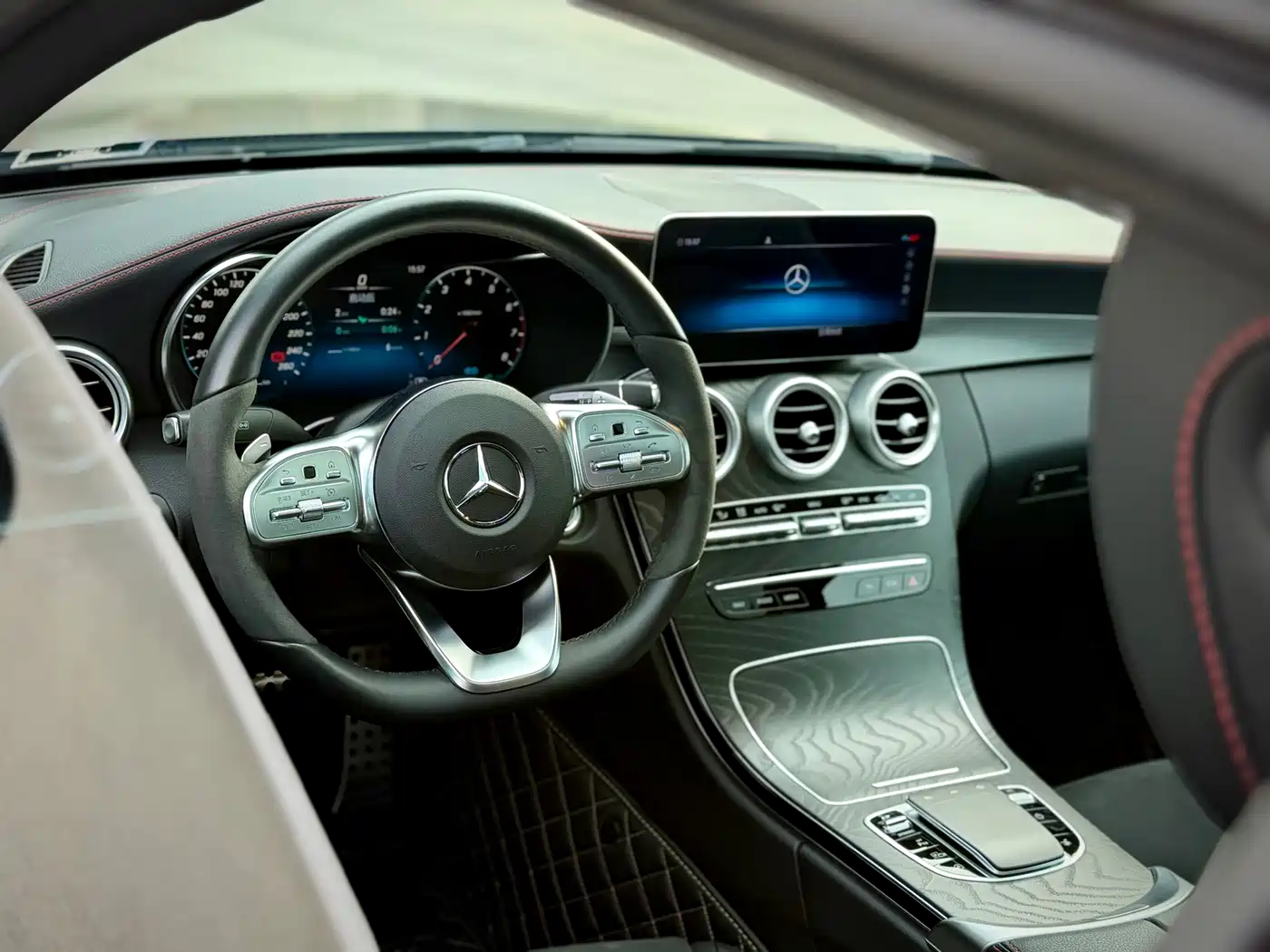 MERCEDES-BENZ C CLASS