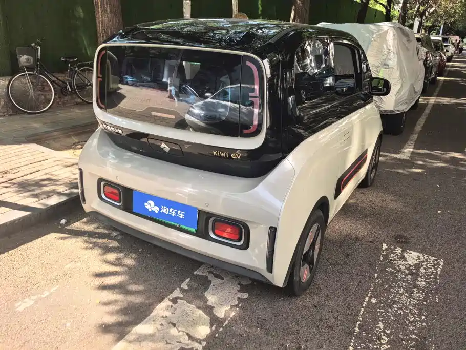Baojun KiWi EV 2022 2022 Designer Lite NMC