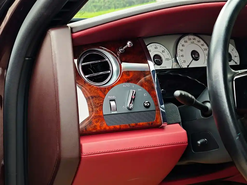 Фото 7 - Rolls-Royce Ghost