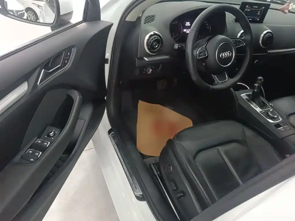 Audi A3 2016 Limousine 35 TFSI Style фото 16