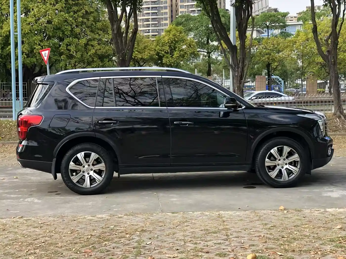 GAC Trumpchi Trumpchi GS7 2018 2017 320T 2WD Luxury Smart Connect