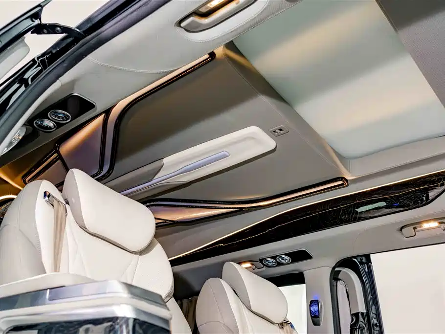 Mercedes-Benz V-Class 2022 V 260 L Long Wheelbase Prestige Edition фото 28