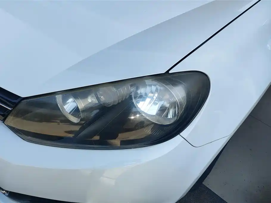 Volkswagen Golf 2012 1.6 Automatic Comfort Type фото 5