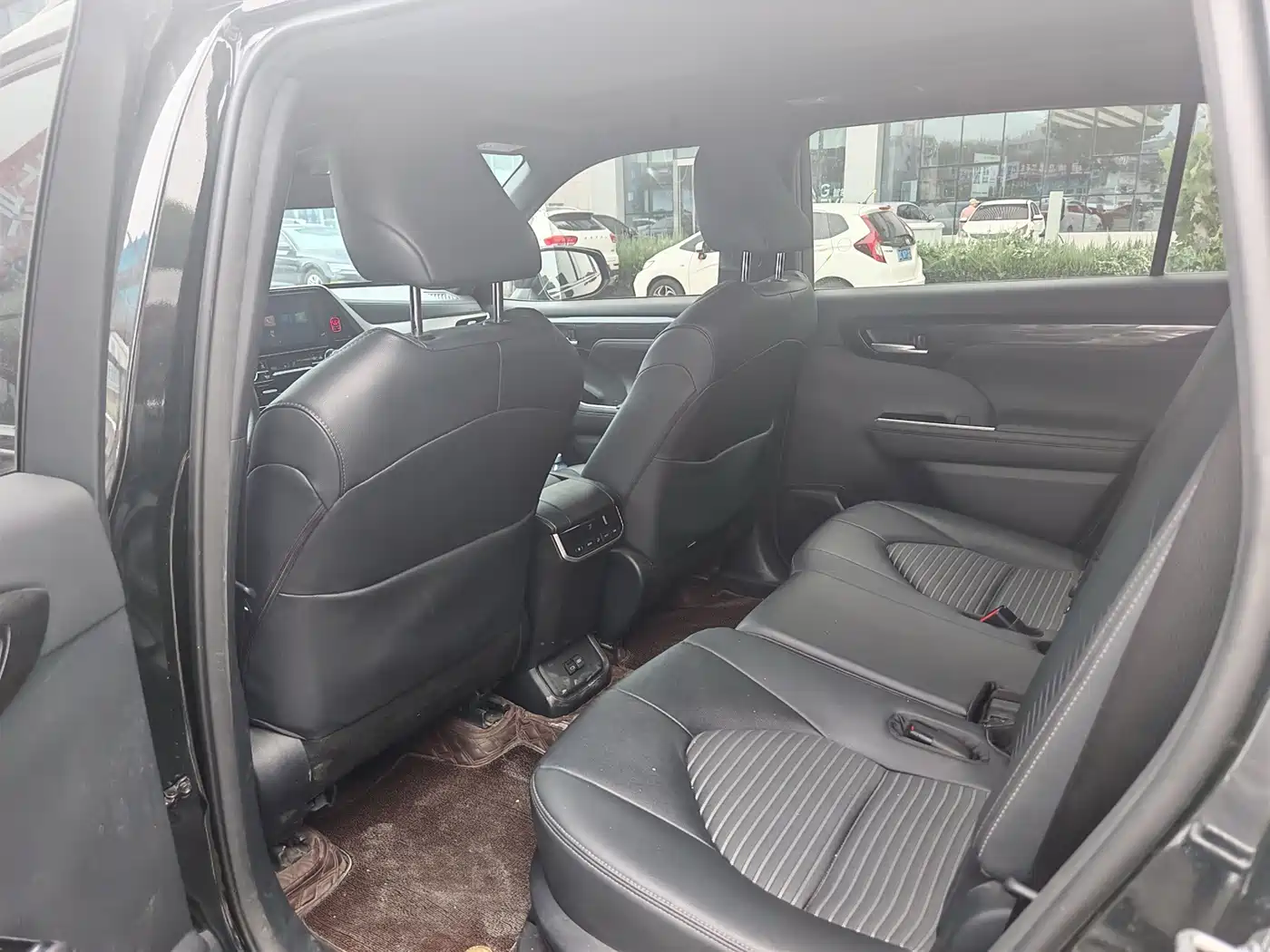 Toyota Crown Kluger 2023 2022 2.5L HEV 4WD Luxury Edition