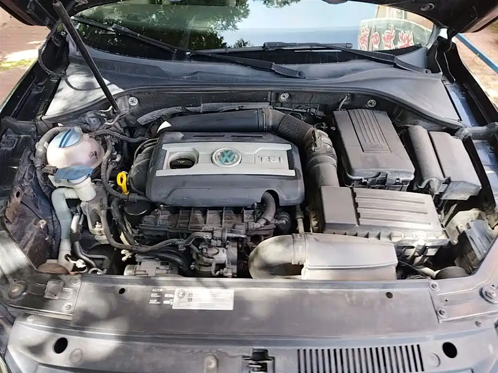 Volkswagen Passat 2015 1.8TSI DSG Prestige Edition фото 16