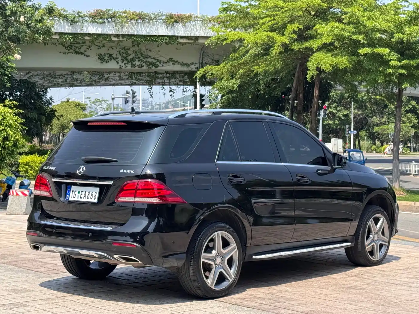 Mercedes-Benz GLE 2015 GLE 400 4MATIC фото 6