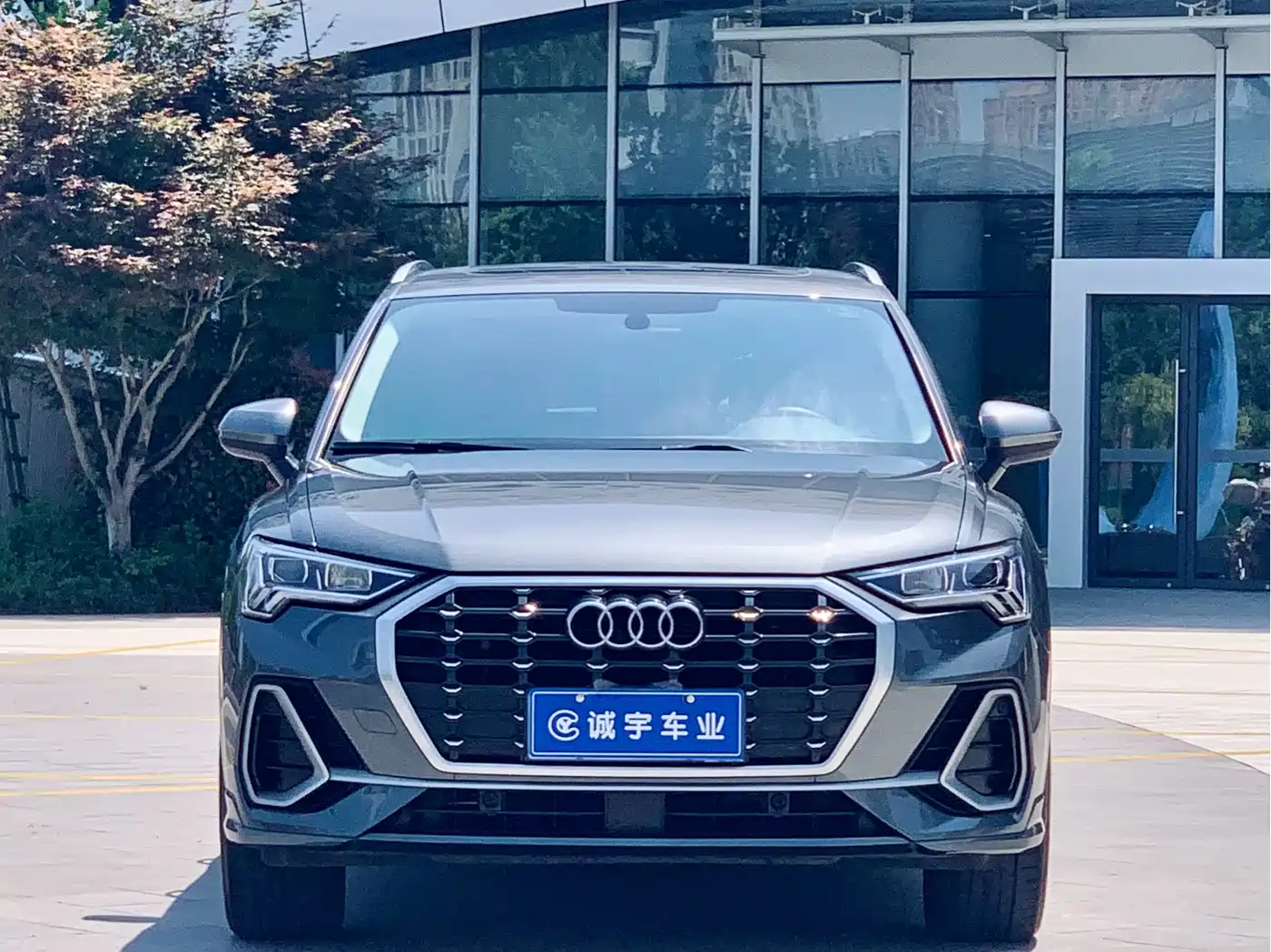 Audi Q3 2022 35 TFSI Fashion Dynamic фото 2
