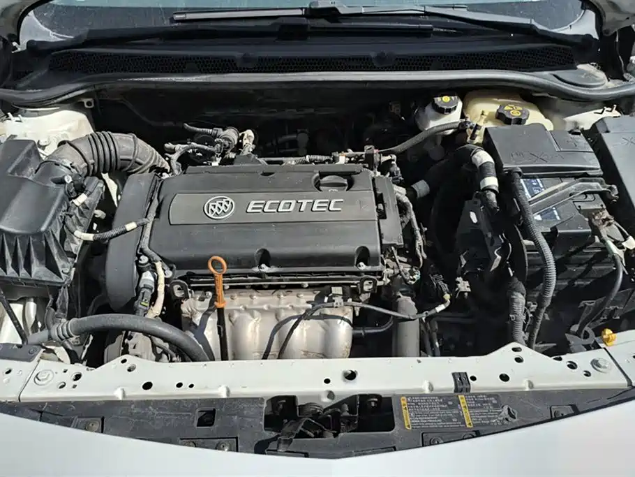 Buick Excelle 2012 XT 1.6L Automatic Fashion Edition фото 10