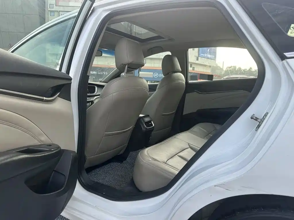 Фото 6 - Buick Excelle