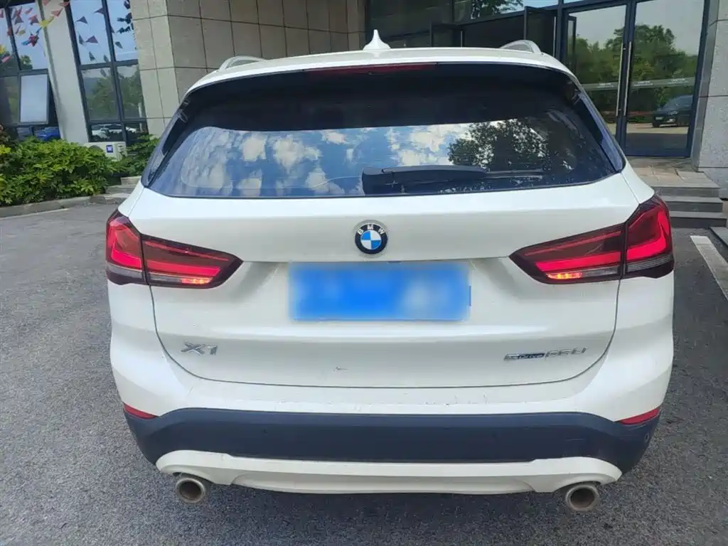 BMW X1 2021 Facelift sDrive25Li Leading фото 6