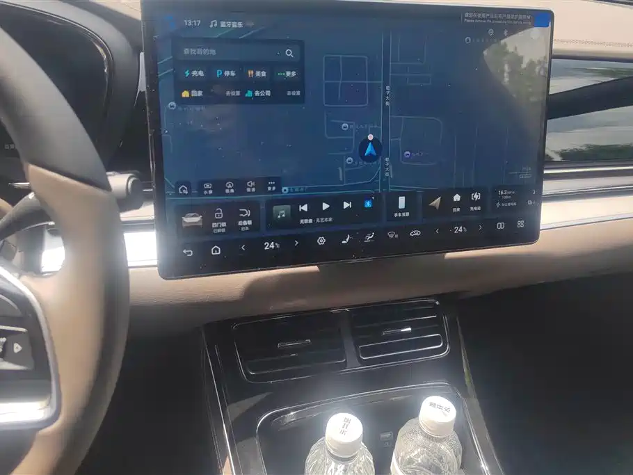 BYD e9 2025 Base Model фото 13