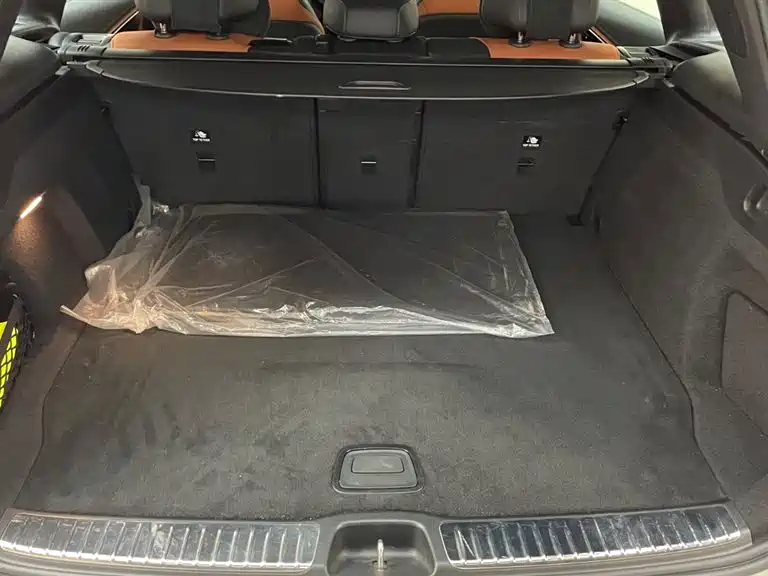 Mercedes-Benz GLC 2023 Facelift GLC 300 L 4MATIC Sport 5-Seater фото 27