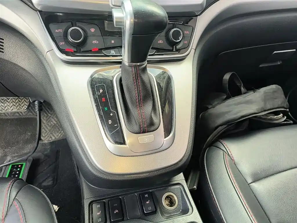 Haval H6 2017 Blue Label Sport 1.5T Auto 2WD Luxury фото 14