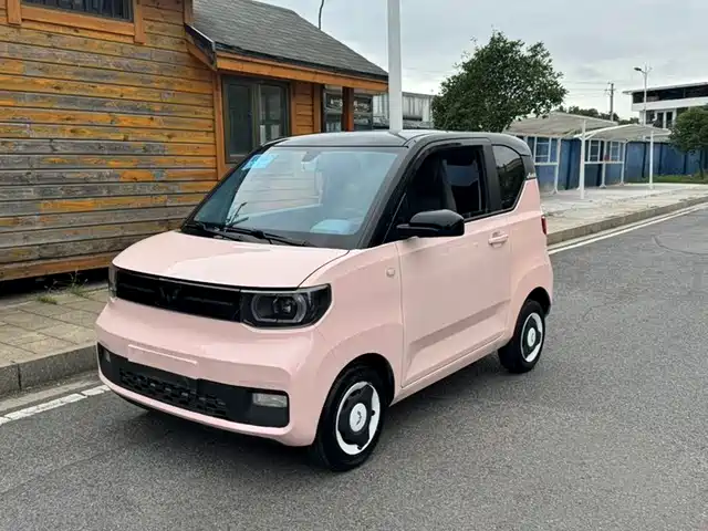 Wuling Hongguang MINI EV Комфорт, литий-железо-фосфатный аккумулятор