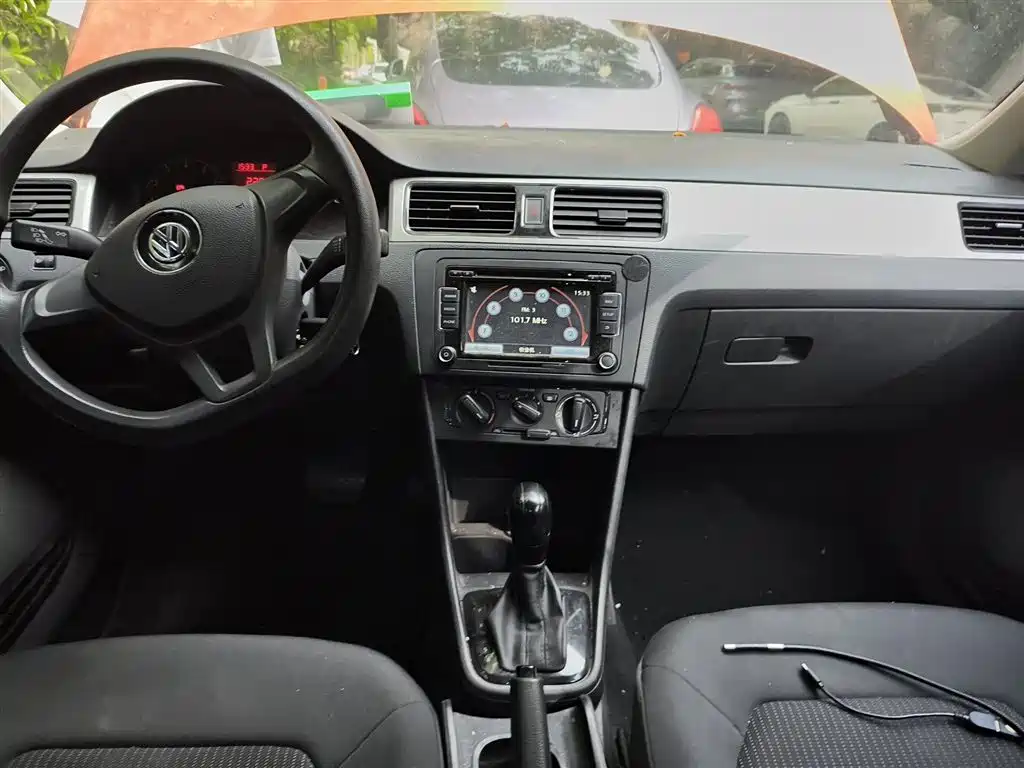Volkswagen Santana 2015 Gran Santana 1.6L Automatic Trend фото 13