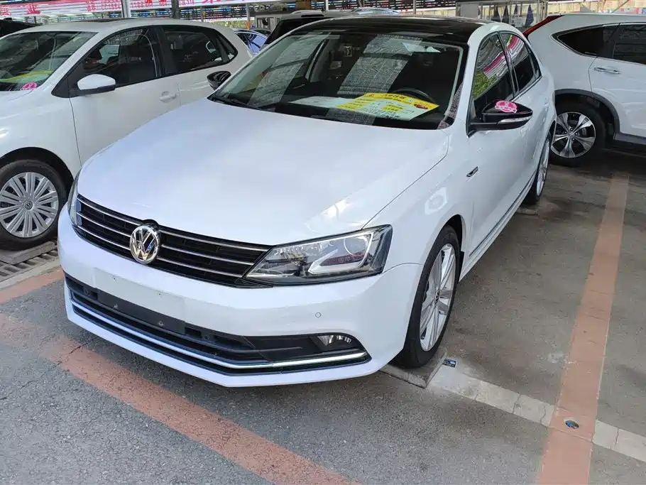 Volkswagen Sagitar 2018 280TSI DSG Luxury