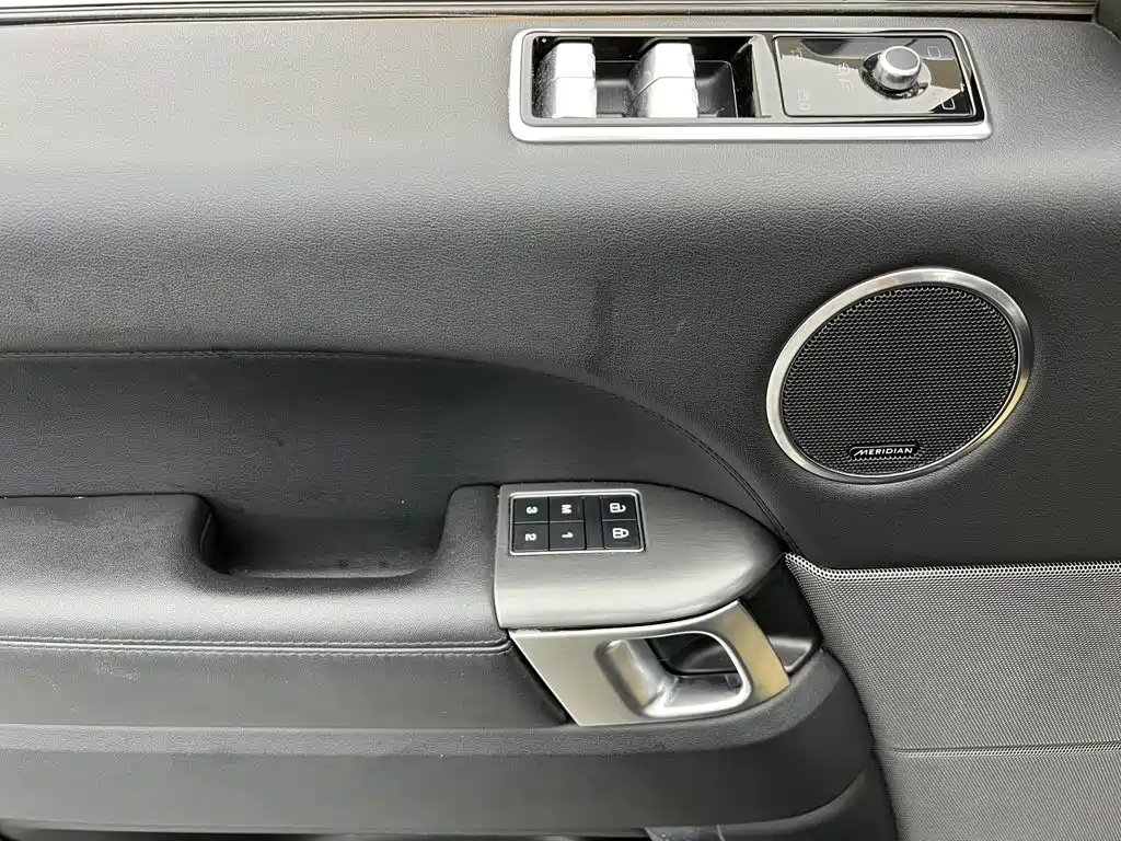 Land Rover Range Rover Sport PHEV 2022 2021 P400e SE