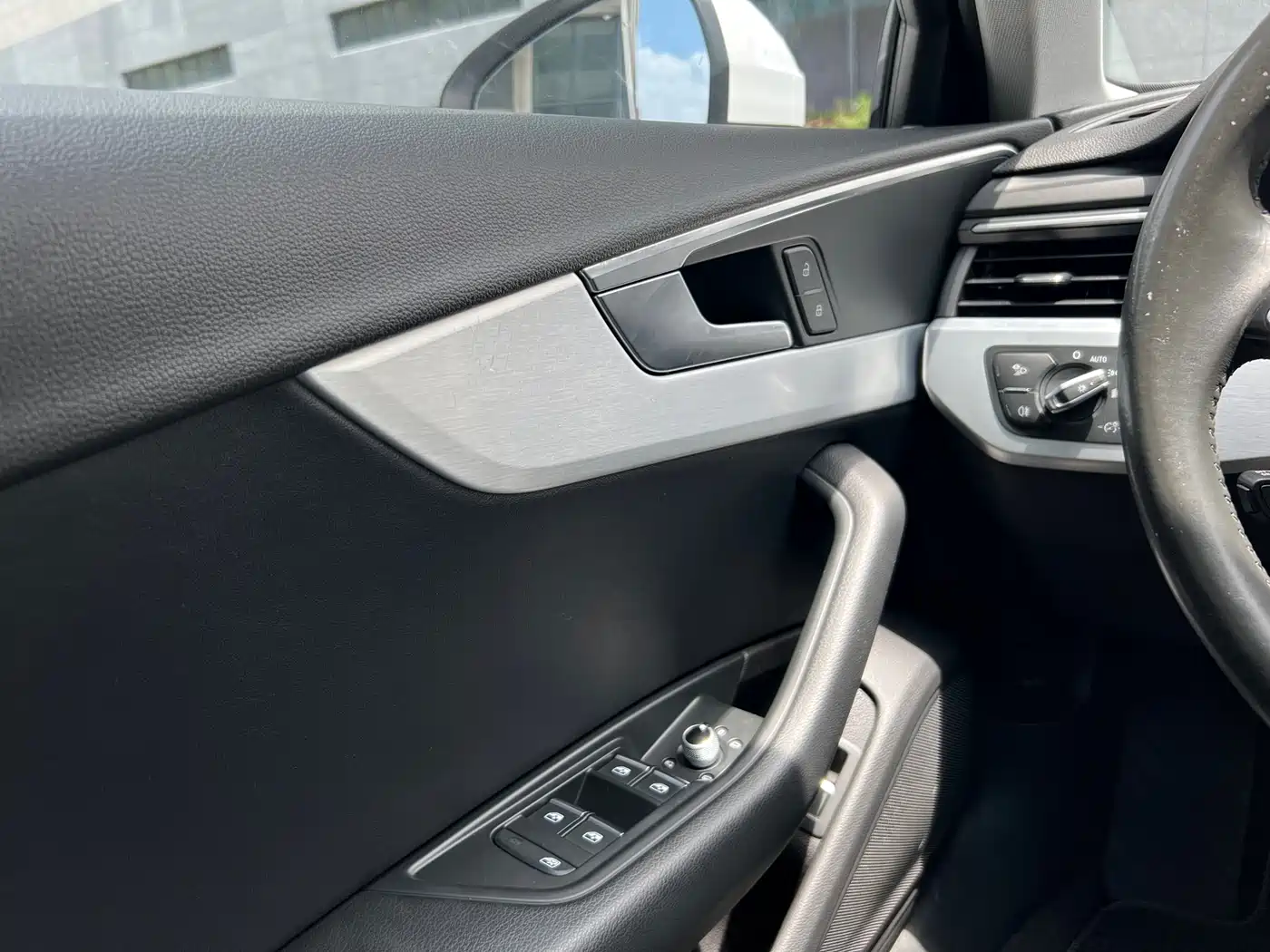 Audi A4L 2020 40 TFSI Fashion Dynamic Edition фото 14