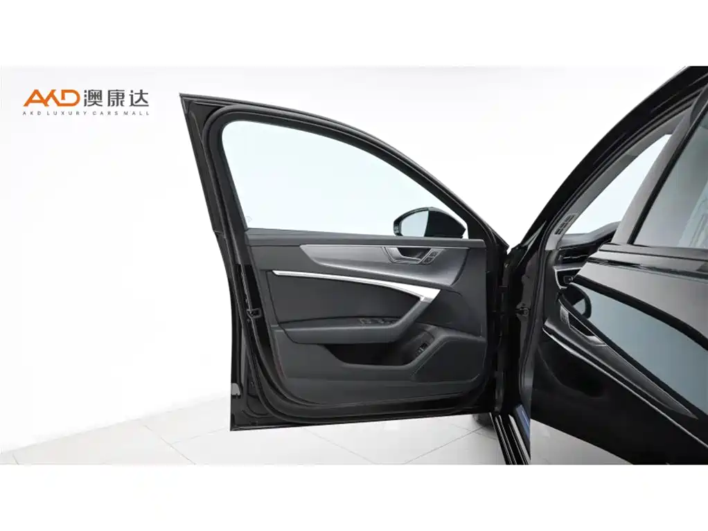 Audi A6L 2023 Facelift 45 TFSI Premium Elegance фото 10