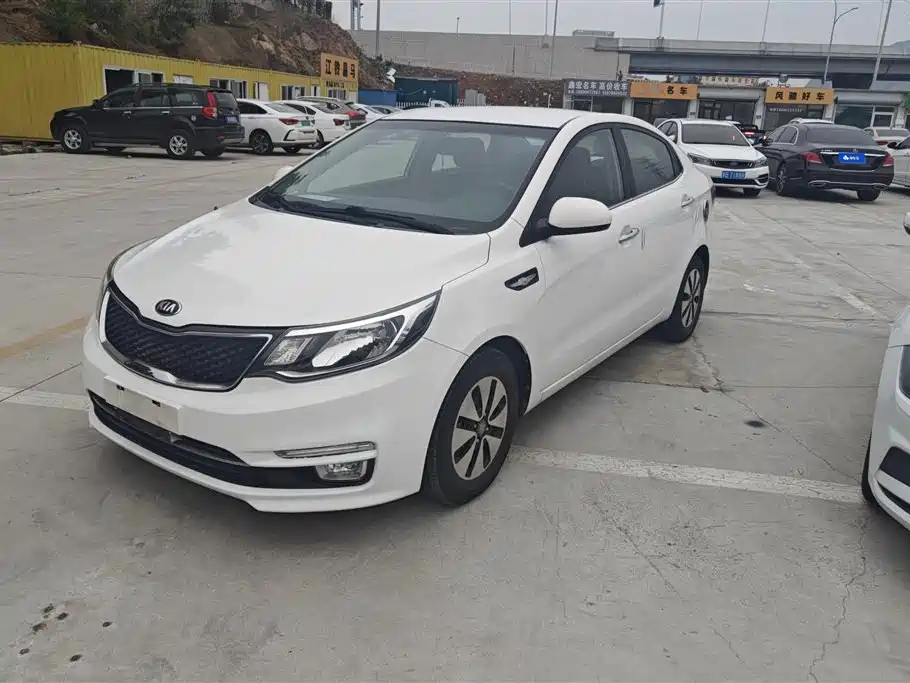 Kia K2 2015 Sedan 1.4L AT GLS