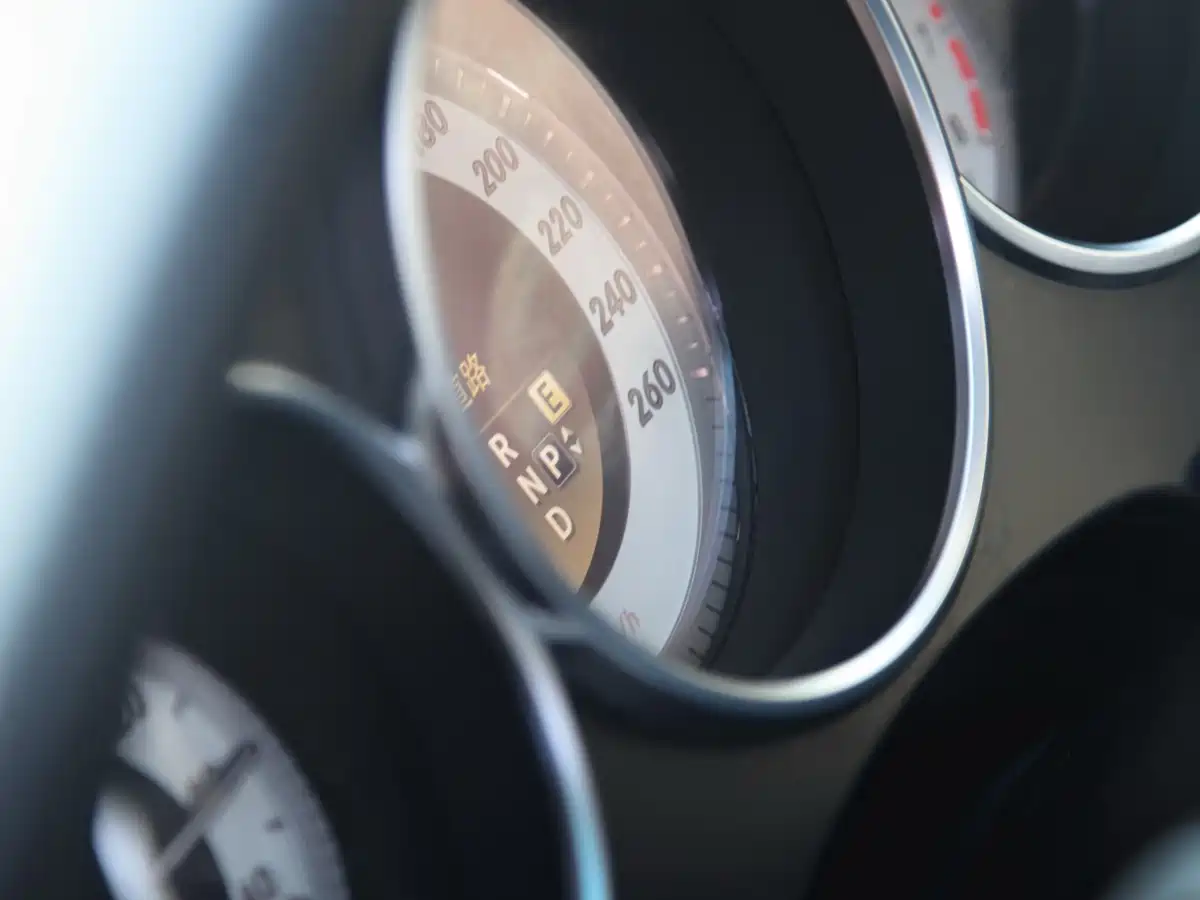 Mercedes-Benz CLS 2012 CLS 300 CGI фото 3